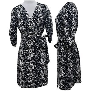 Club Monaco Casual Floral Wrap Dress Black/White Knee Length Size 8